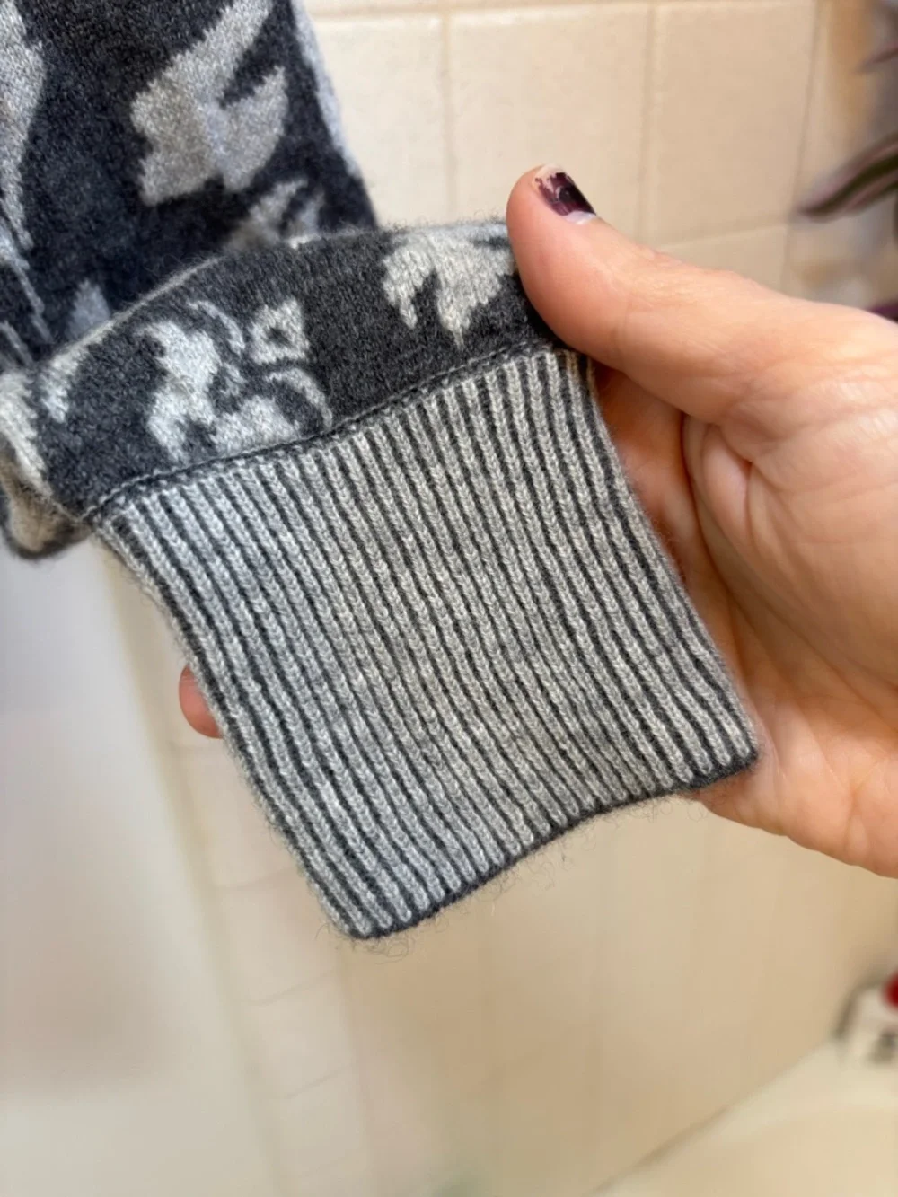 Happy Sheep Womens Floral Jacquard Cardigan Size Medium Royal Timeless Quiet Lux - Picture 4 of 13